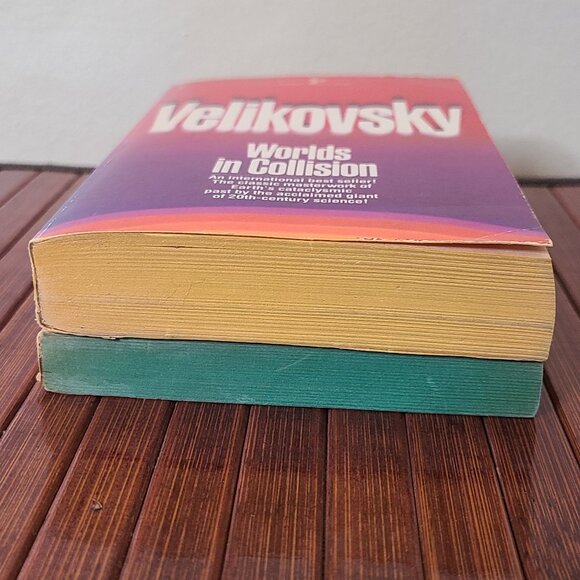 Worlds in Collision & Earth in Upheaval by Immanuel Velikovsky,- PB - Picture 4 of 10